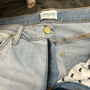 Crown & Ivy EUC high-rise skinny crop jeans distressed size 12